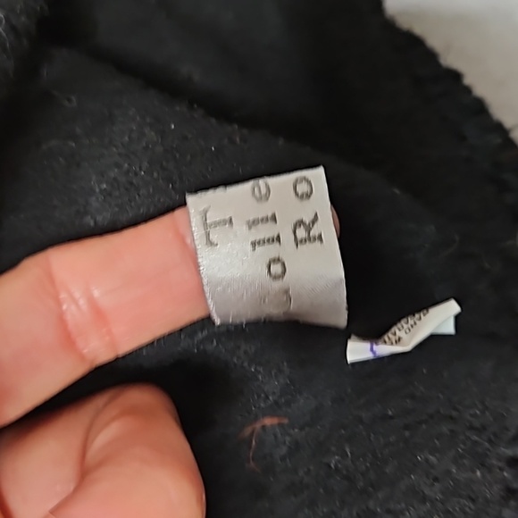 The Collection Royal Penguin hat with attached mittens - Picture 7 of 10